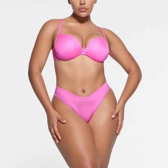 SKIMS ULTIMATE PUSH UP BRA NEON ORCHID RARE NEW NWT - Picture 1 of 5